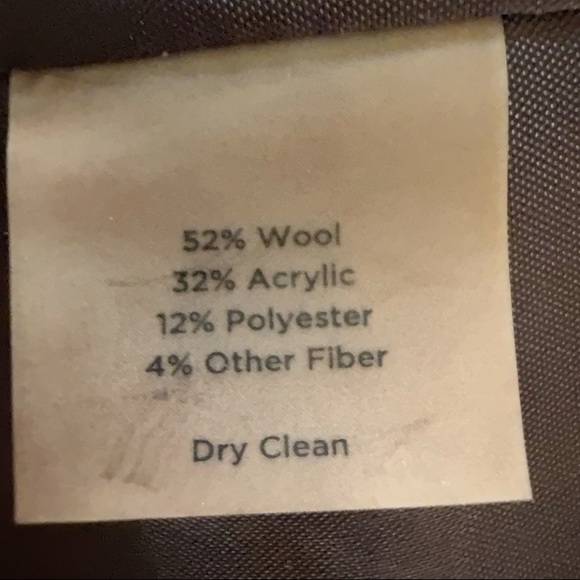 Talbots Houndstooth Women's Blazer With Peplum Detail in the back Size 8 - Picture 8 of 8